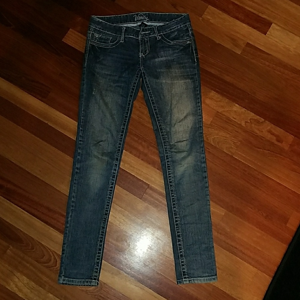 Vanity Kennedy skinny